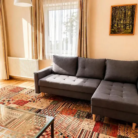 Platán Panzió Vendégház 3*