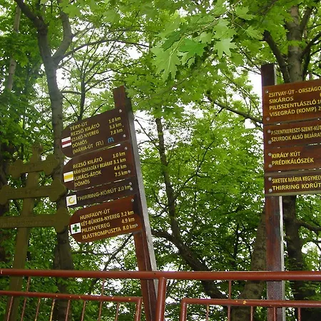 Platán Panzió
