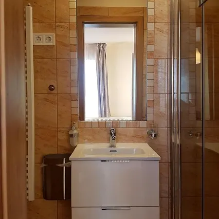 بيت ضيافة Platan Panzio 3*